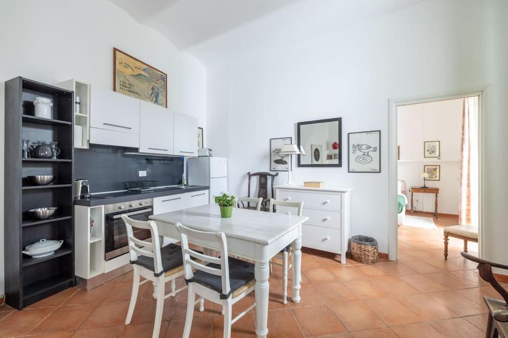 Colosseum Charming Apartment Rom Exterior foto